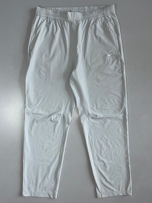 Nike Light Grey Tapered Training Pants (W:32|L:40)