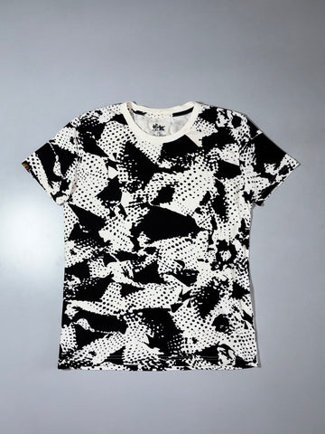 Vintage Japanese Splatter Print Graphic Tee “Stay Weird” – Black/White, (M)