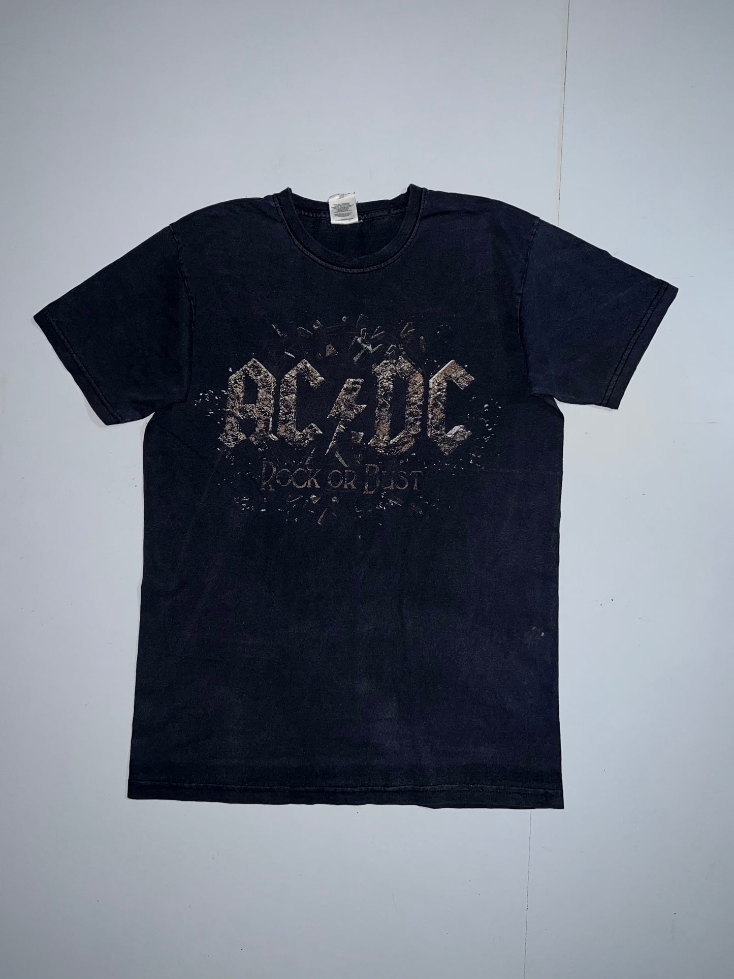 !                           ACDC Band Tee (S)