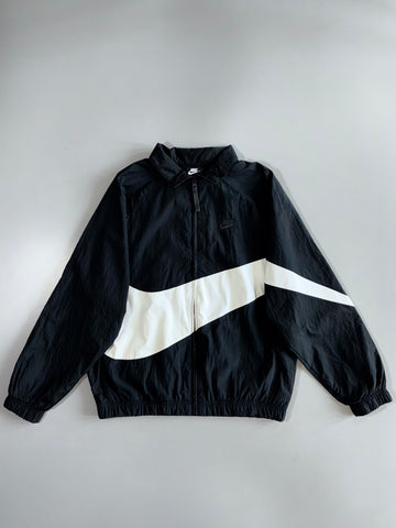 Nike Sportswear Big Swoosh Oversized Windbreaker Jacket (L/XL)