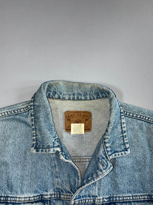 Vintage GAP Denim Light Wash Trucker Jacket (L)