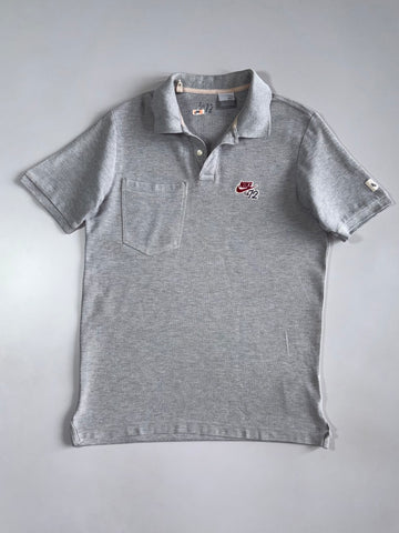Vintage Nike’s Premium Original Polo T-Shirt (M)