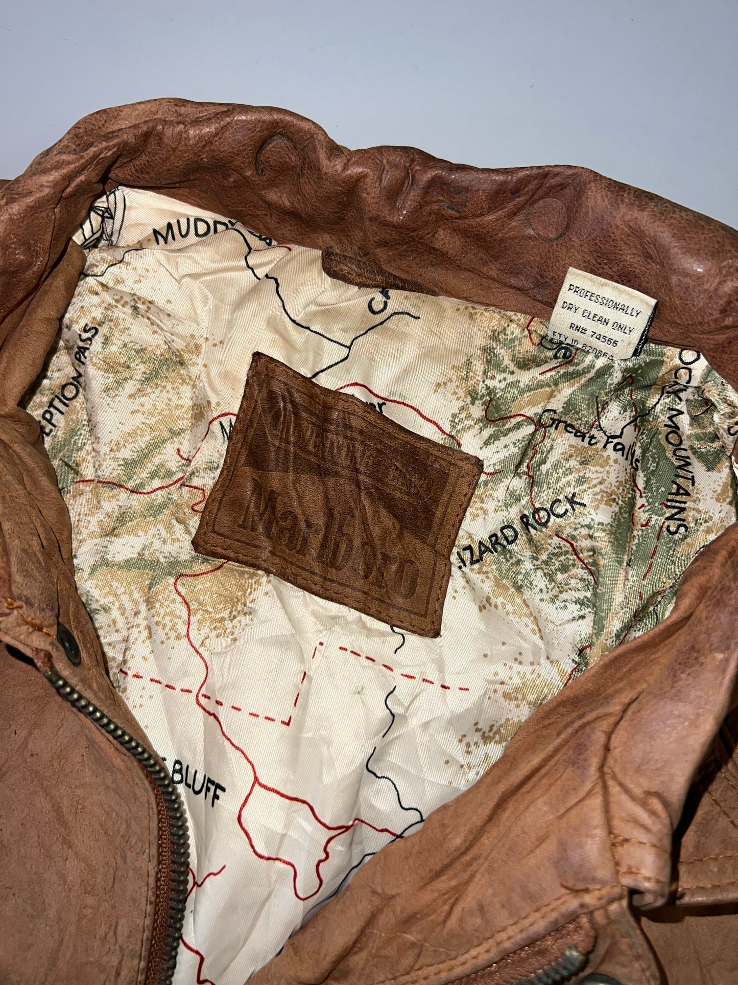 !                                                                                                                                                                                                                     Marlboro Original Sued Leather Jacket (L)