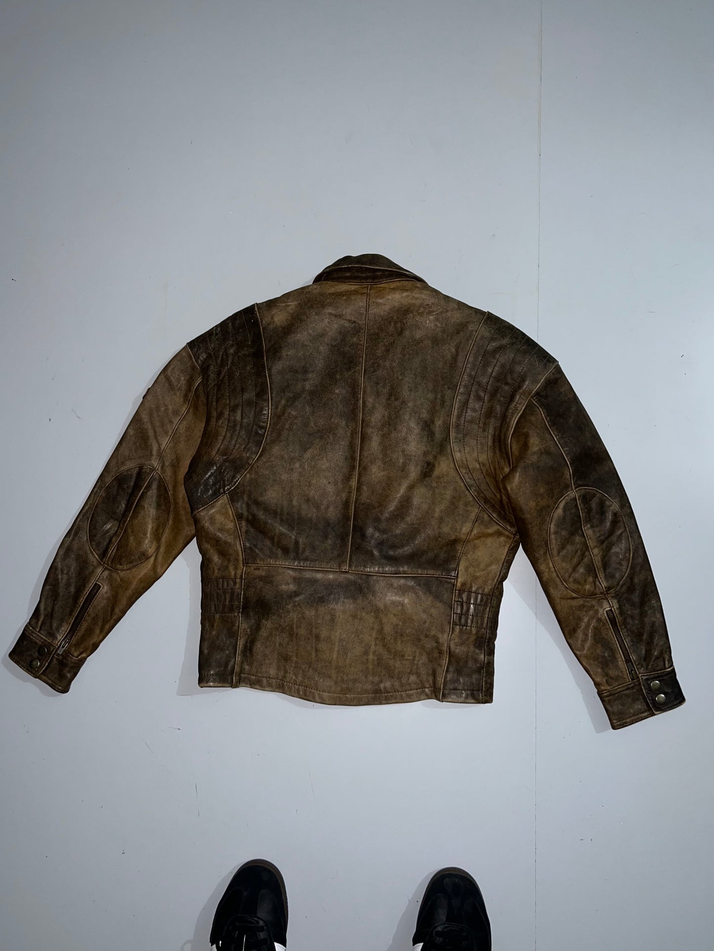 !                 Super (RARE) Premium Original Leather (S/M)