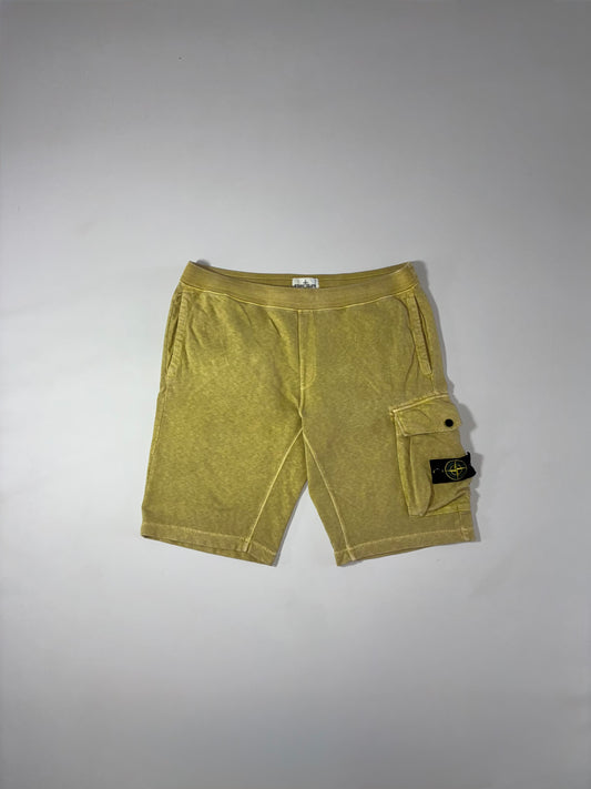 Stone Island Garment Dyed Cargo Shorts (W:40) (L:22)