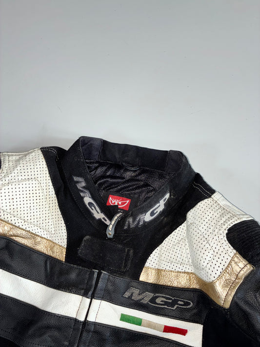 Vintage MGP x Berik Two-Piece Leather Racing Suit – White/Black/Gold  Padd with slider Jacket - (S)  (W:32 | L:38)
