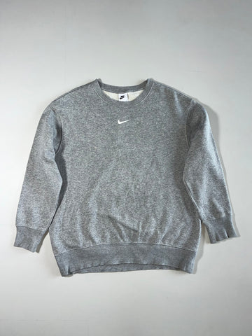 Nike Sportswear Mini Swoosh Oversized Fleece Crewneck Sweatshirt – Heather (L)