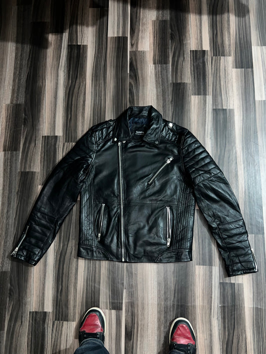 ZPremium Leather (Buy one get one free) M/L