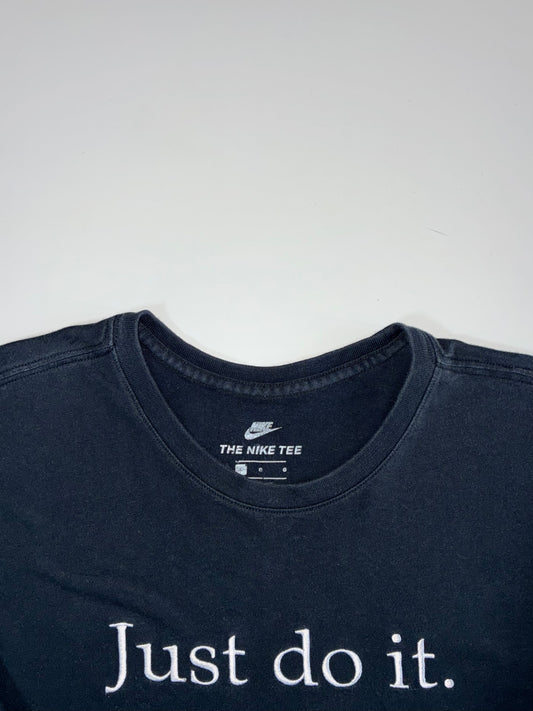 Nike “Just Do It.” Long Sleeve T-Shirt – Black (L)
