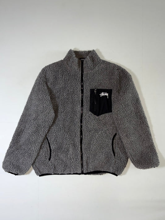 Stüssy Sherpa Fleece Zip Jacket with Nylon Chest Pocket – Grey (L)