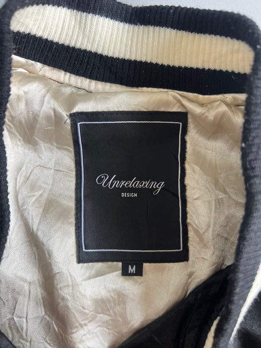 Unrelaxing Design” Satin Souvenir Jacket Black Tiger Embroidered Varsity Bomber (M)