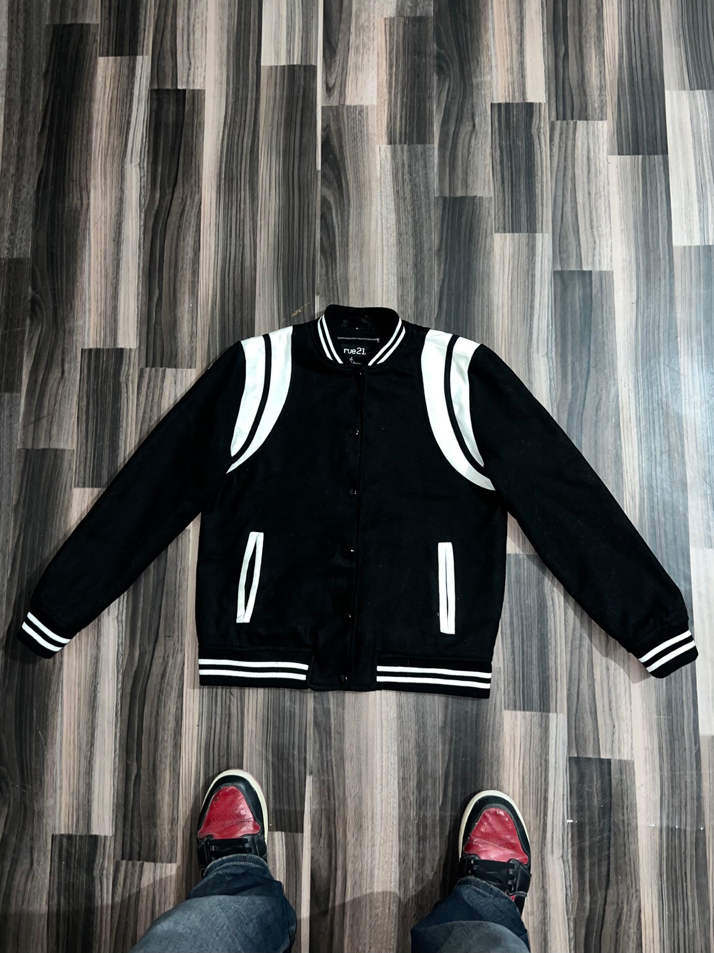 ZPremium Minimal Varsity Jacket (S/M)