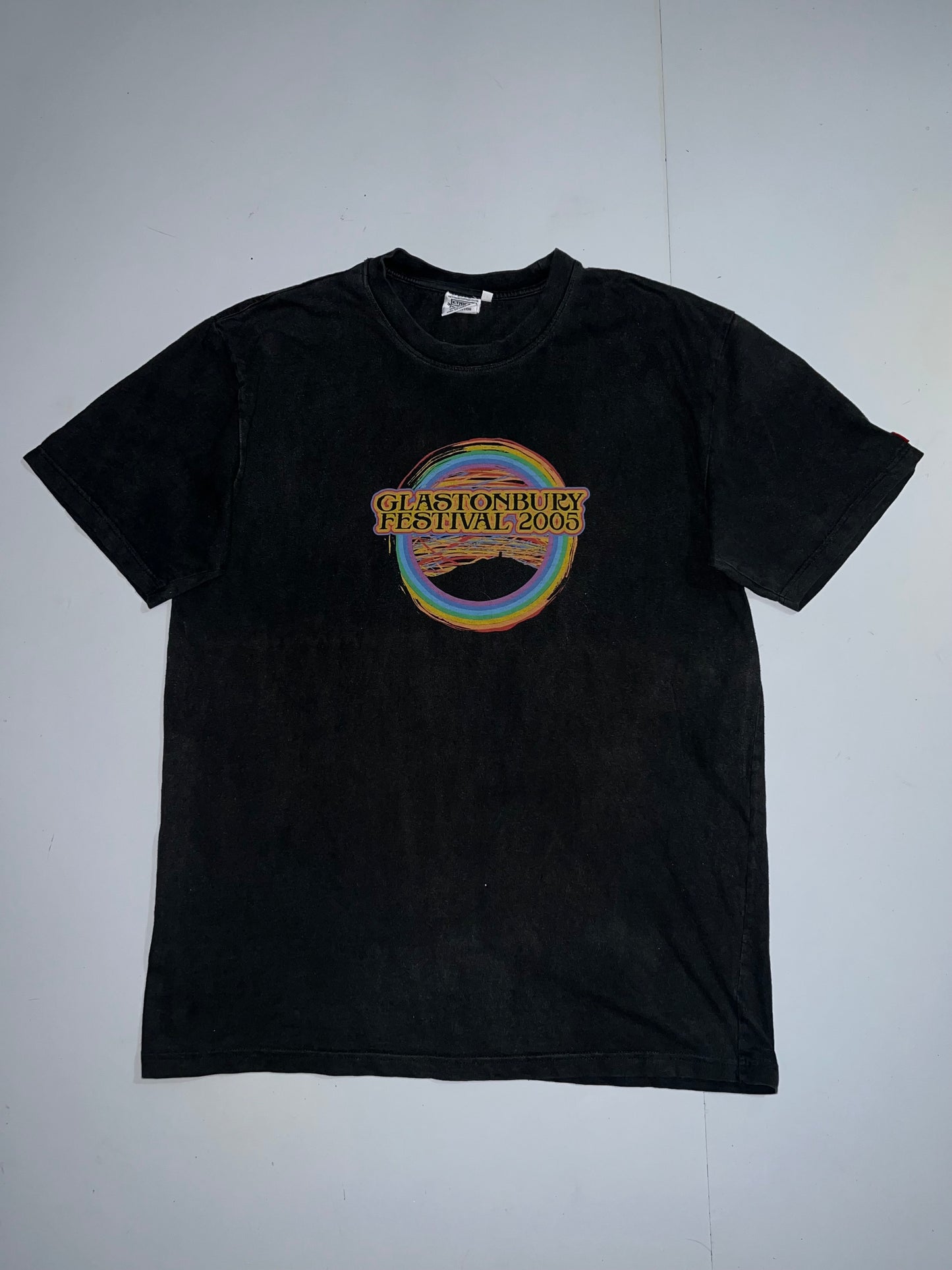 !                                                                       Super Premium Vintage tee (L/XL)
