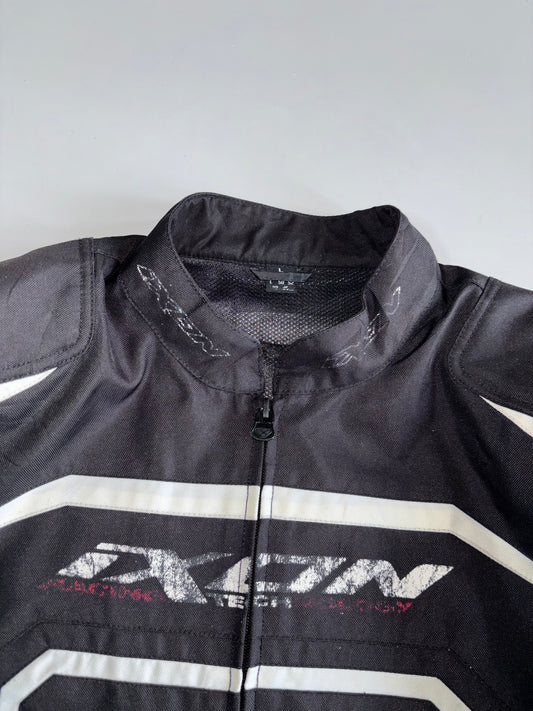 Vintage Ixon’s Original Premium Racing Jacket (L)(Paded) (L)