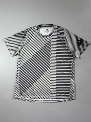 Adidas FreeLift Climalite Tee – Grey Graphic Stripe (L)