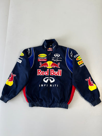 !                                                                                                                                                                                                Vintage Redbull F1 Infinity Racing Jacket (RARE FIND) (XL/2XL)