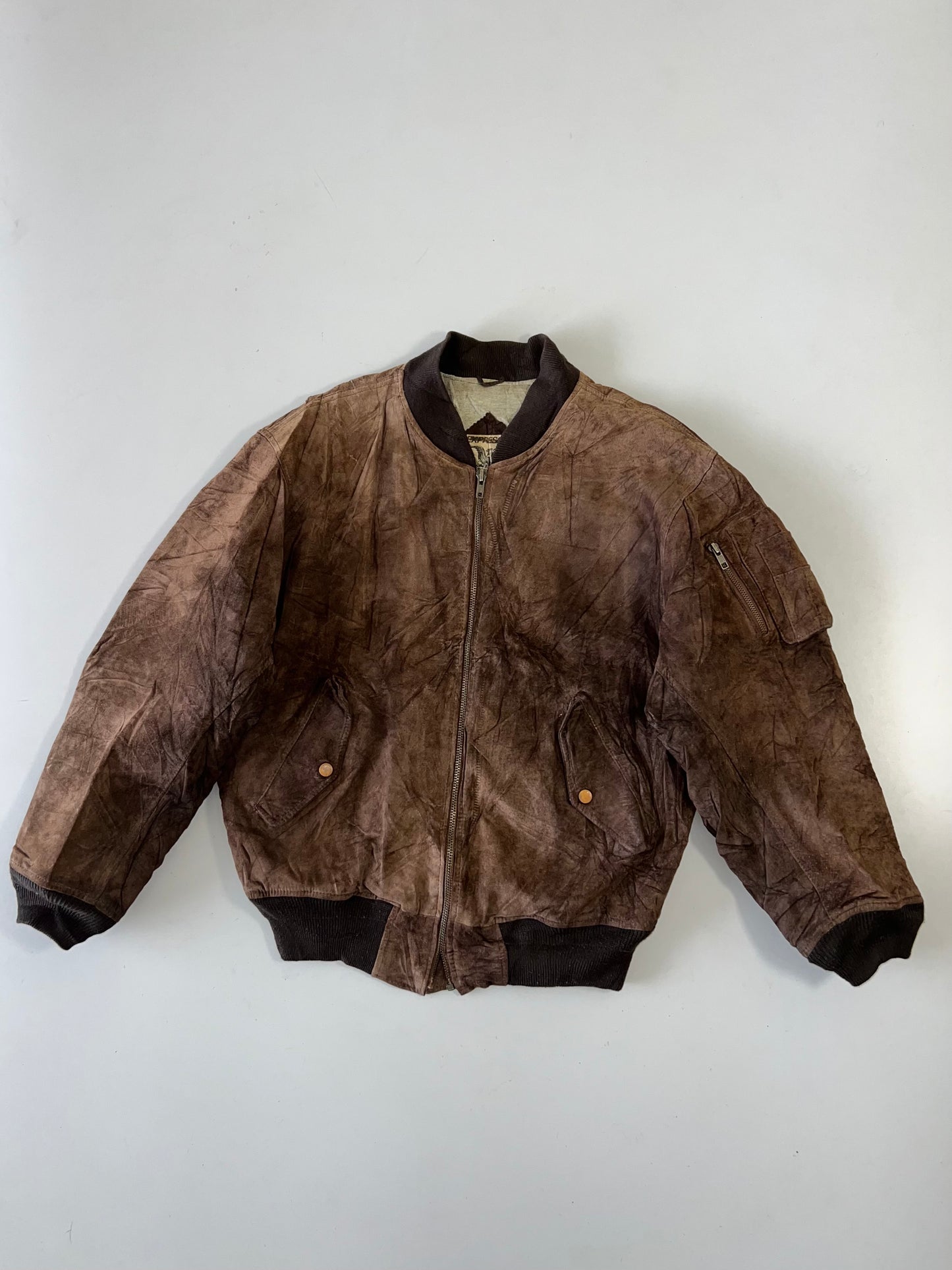 !                                                                                                                      Super Premium Original Sued Leather (L)