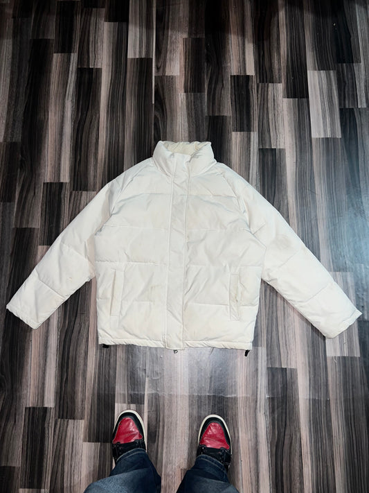 A Premium Puffer(Buy one get one free) L/XL