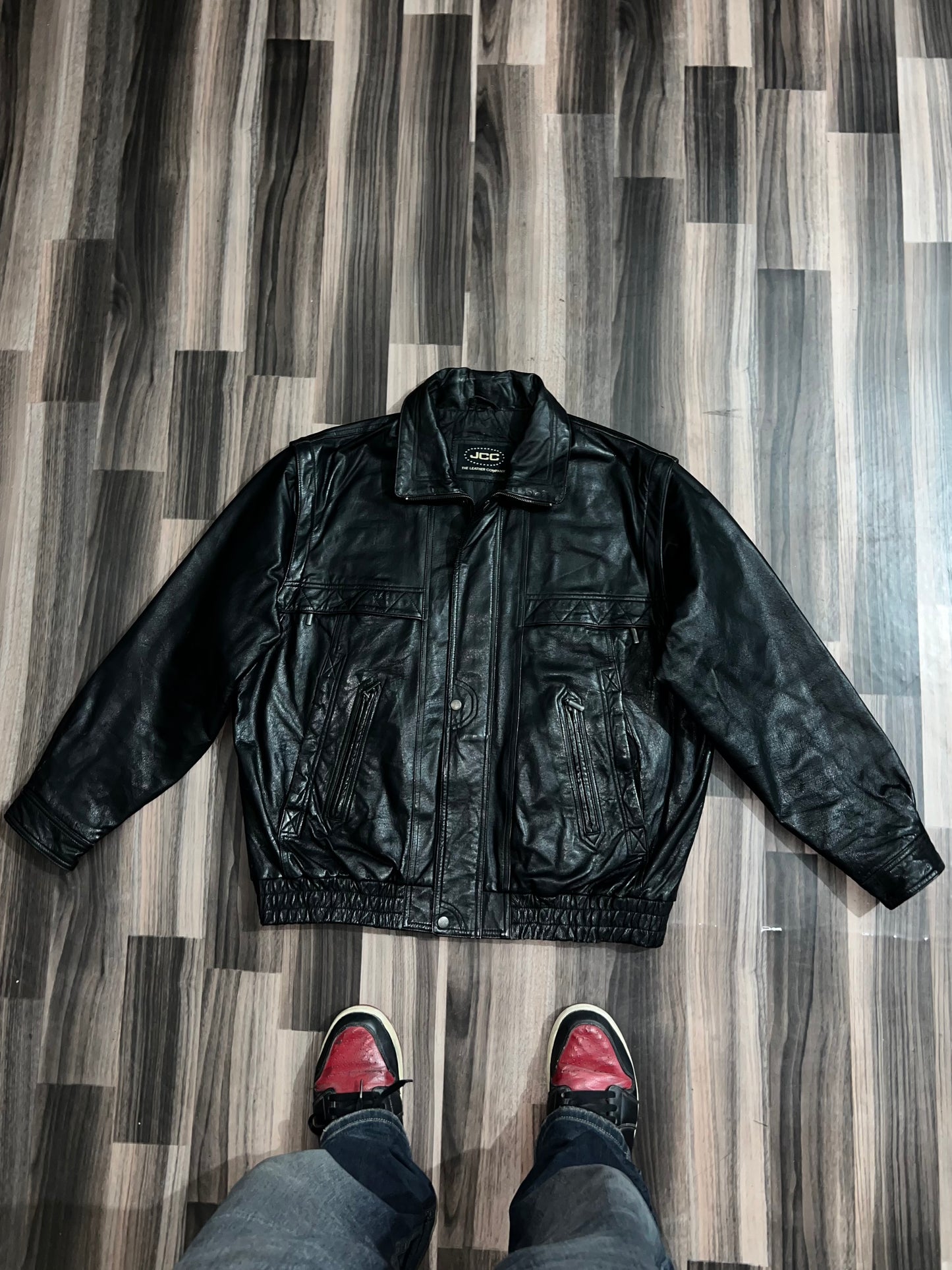 ZDETACHABLE ARMS Super Premium Original Leather  (XL/2Xl)
