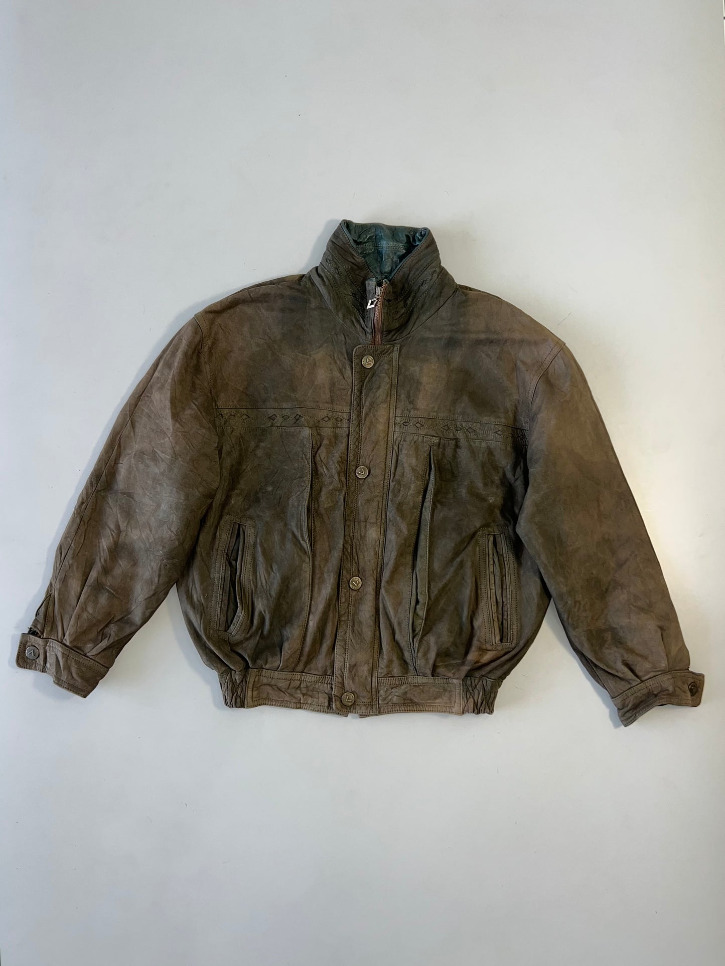 !                                                                                                                                                                                               Super Premium Original Leather Jacket (RARE) Made in Spain (XL)