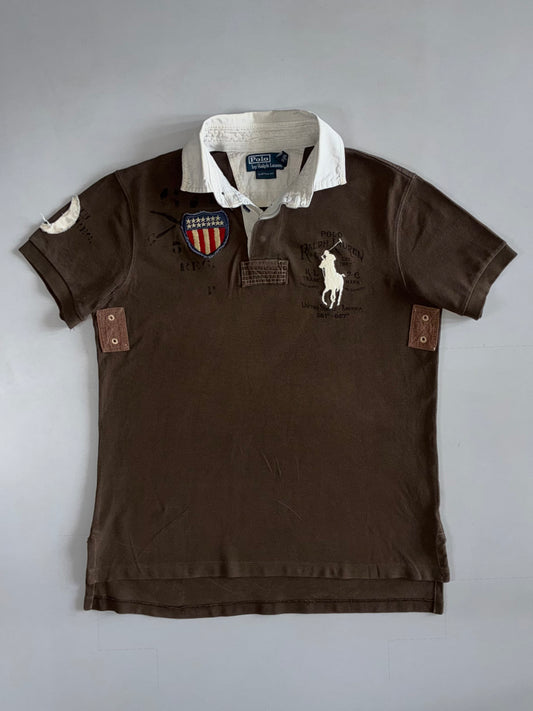 Polo Ralph Lauren Custom Fit Military Patch Rugby Polo – Dark Brown (L)