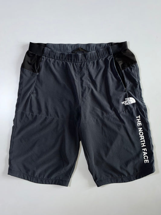 The North Face Black Training Shorts (W:32|L:22)