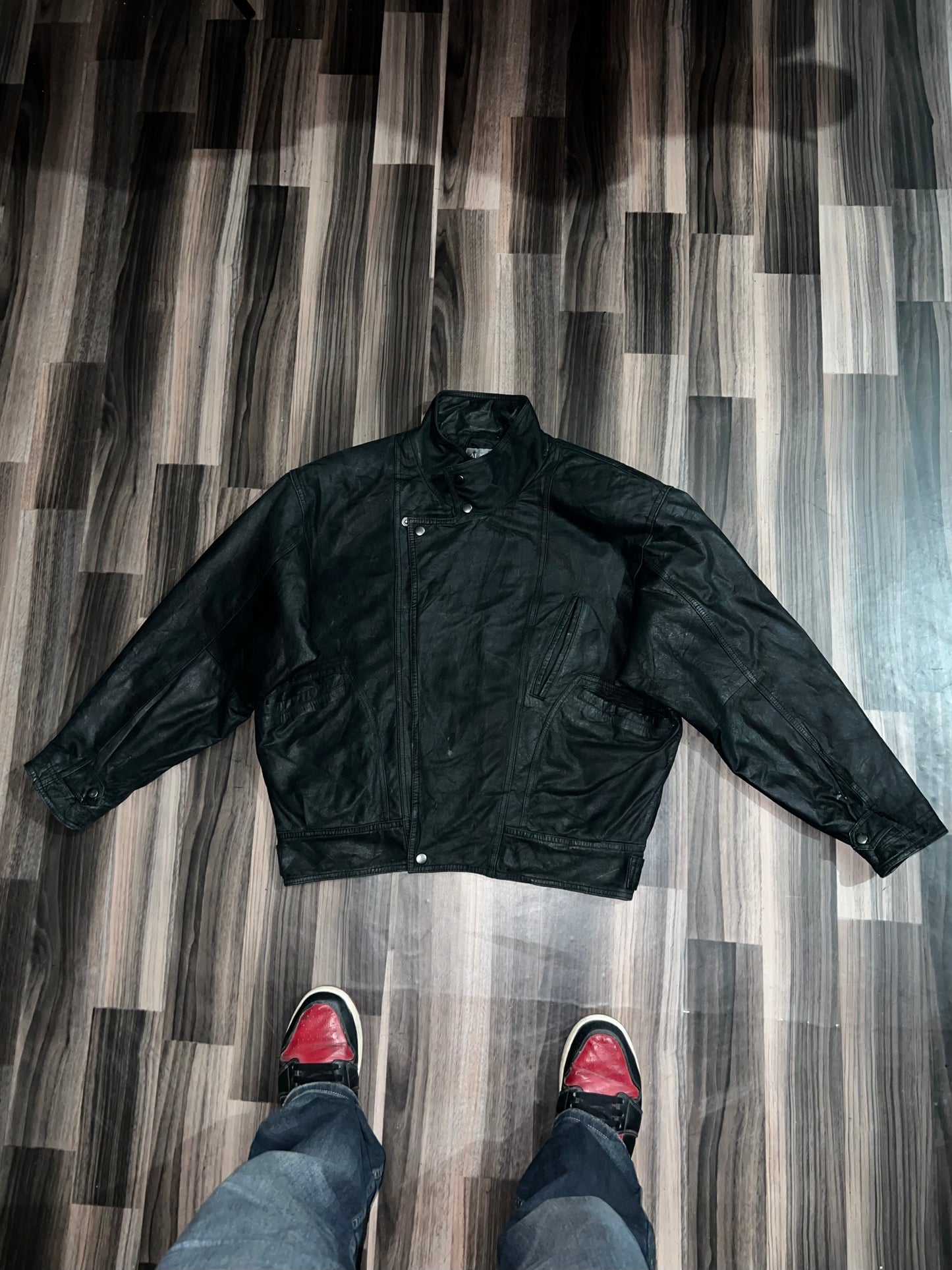 A baPremium Leather OG (Buy one get one free) L/XL