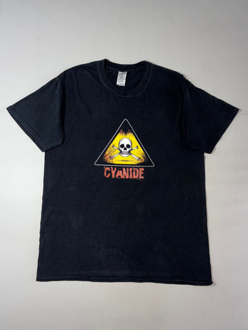 Cyanide Skull & Crossbones Graphic T-Shirt – Black (L)