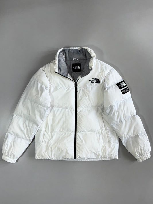 The North Face Nuptse Puffer Jacket (M/L)