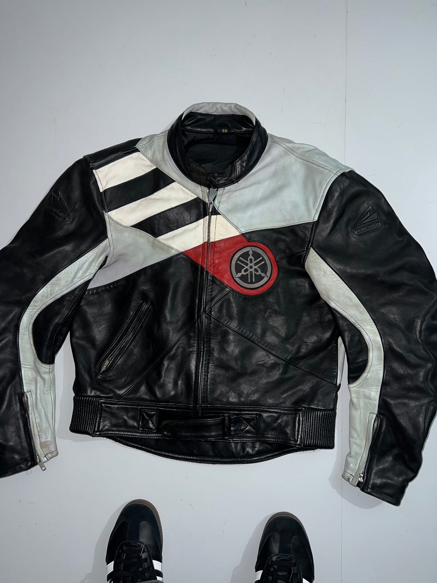 ZSuper Premium Original Racing Leather Jacket (RARE FIND) (PADDED) (M/L)