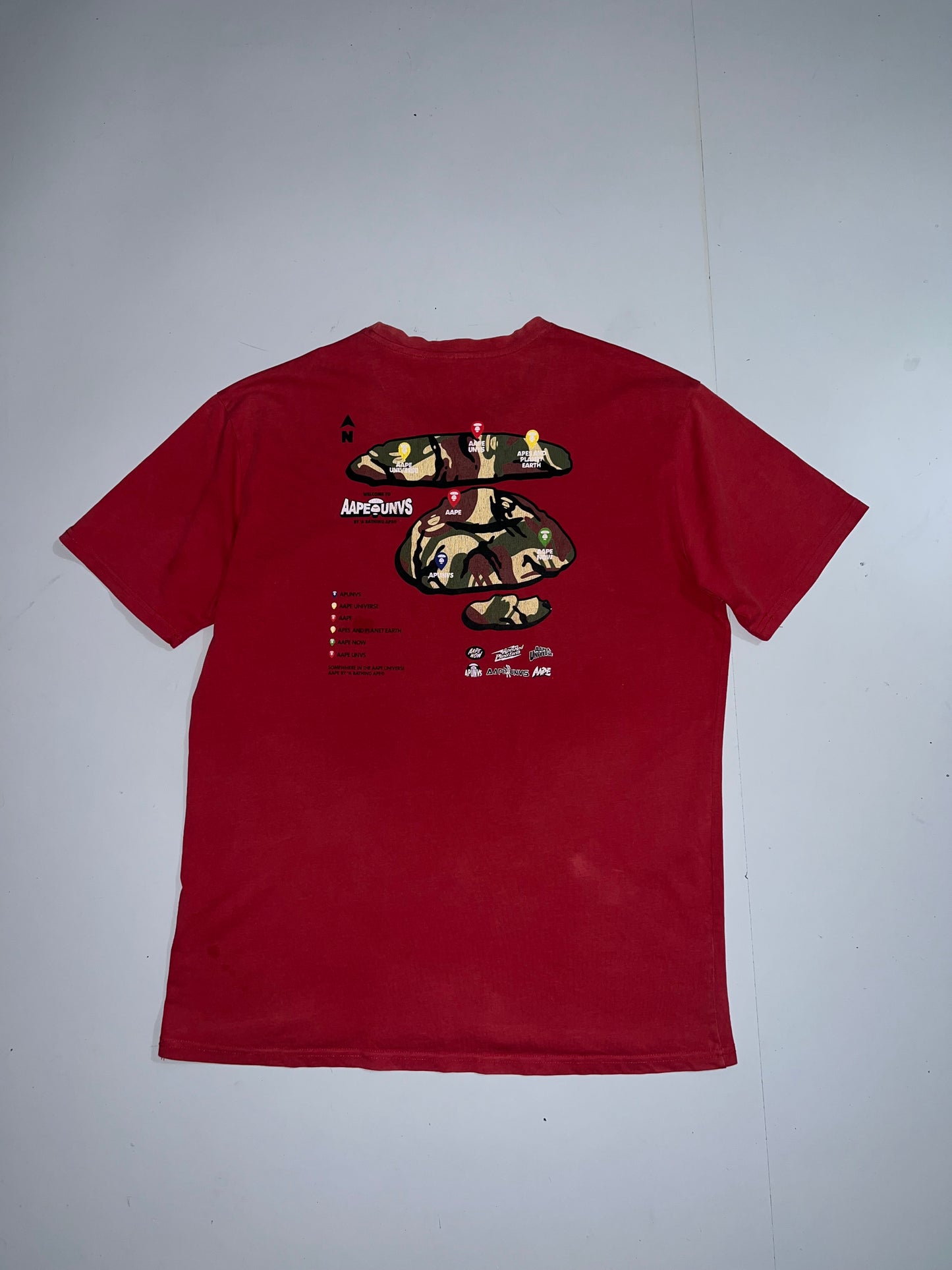 !                                                                                                                                         Bape (A Bathing Ape🦧 ) Original tee (XL) can fit 2XL