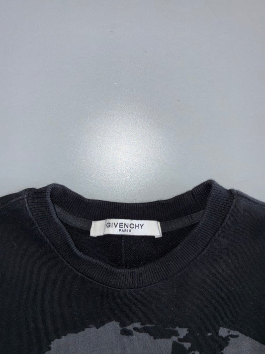 Givenchy pullover black sweatshirt (M)