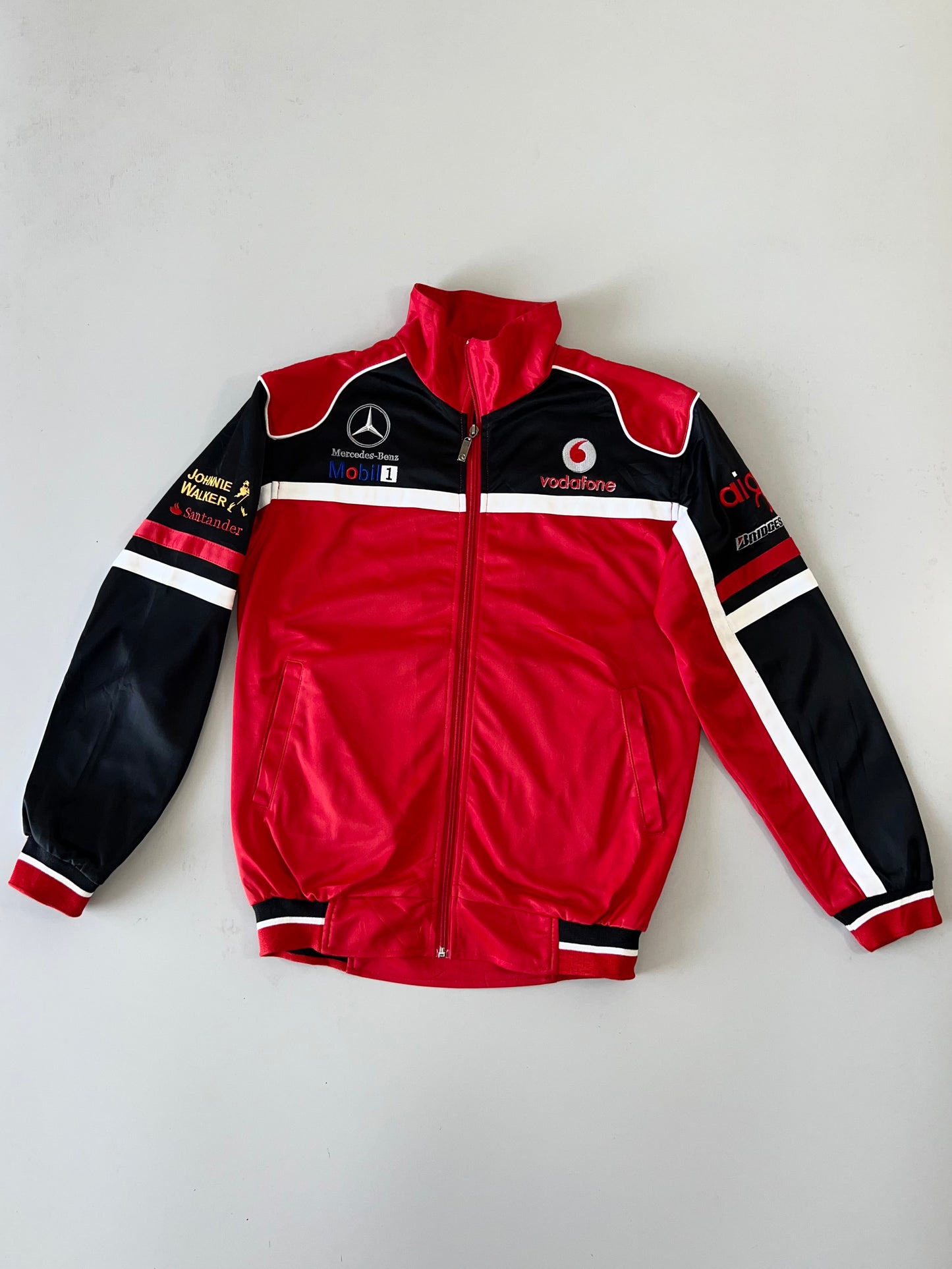 !                                                                                                                                                                                                    Merc Benz Racing Jacket (M/L)