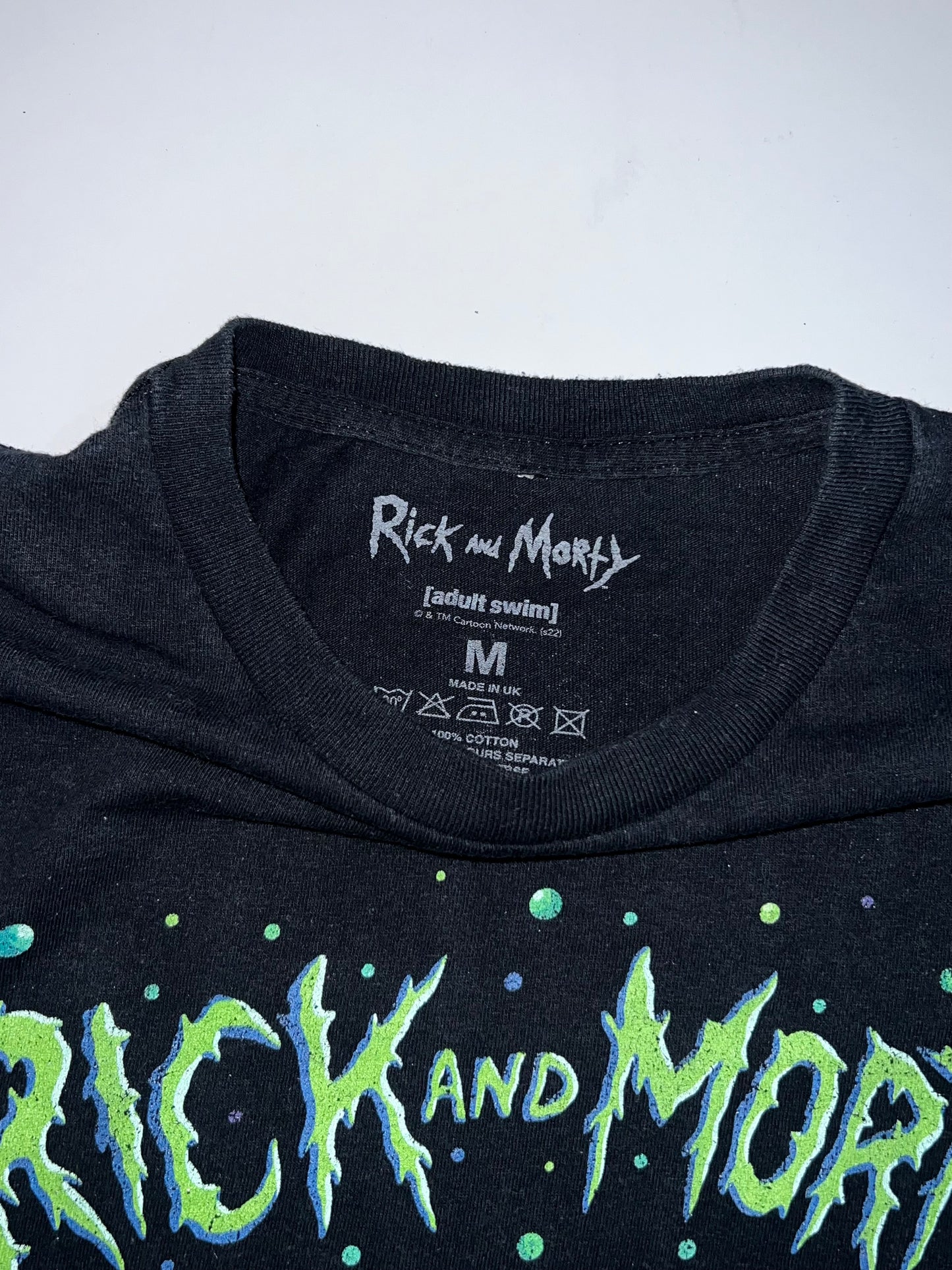 !                             Rick& Morty Authentic Tee Size - (XL)