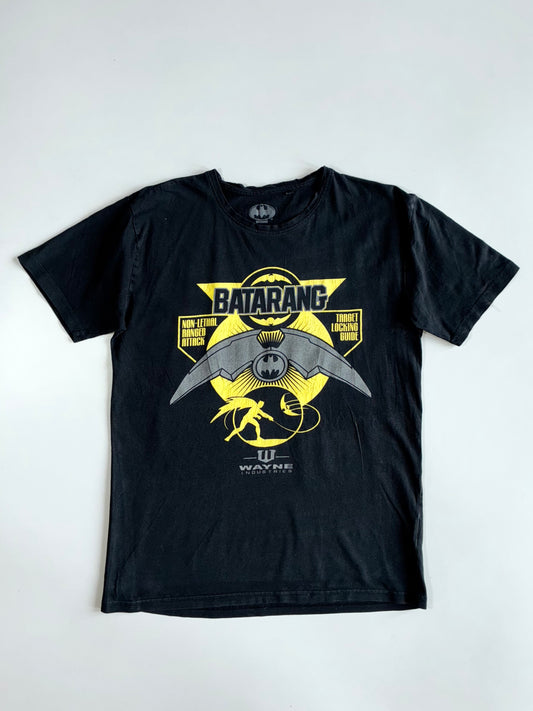 Vintage Batman “Batarang — Wayne Industries” DC Comics Graphic Tee (M)