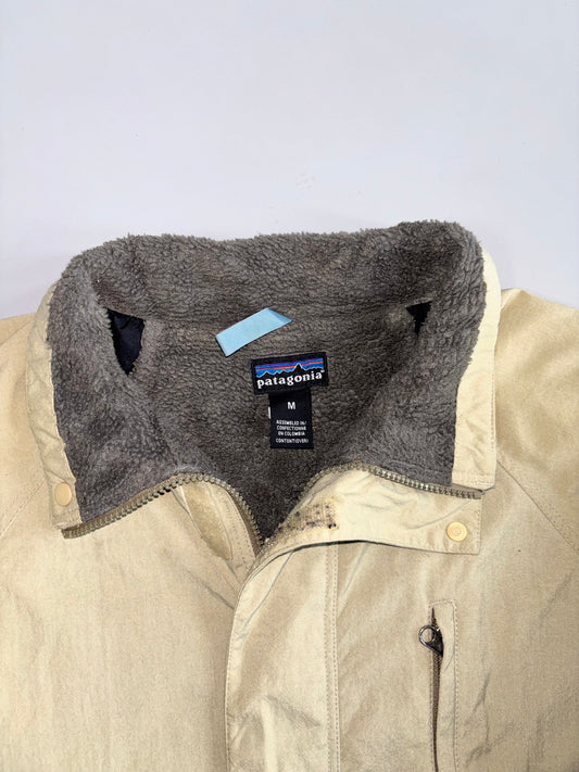 Vintage Patagonia’s Premium Jacket (Fur Inside) (XL)