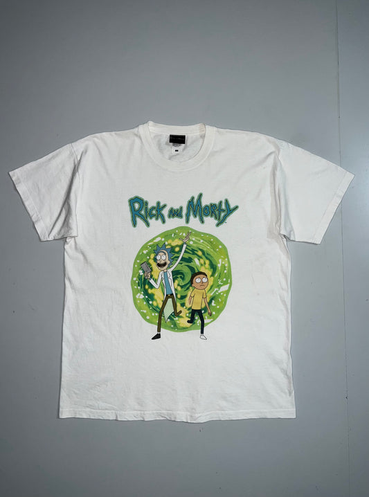 !                               Vintage Rick & Morty Authentic Product Size - (L)