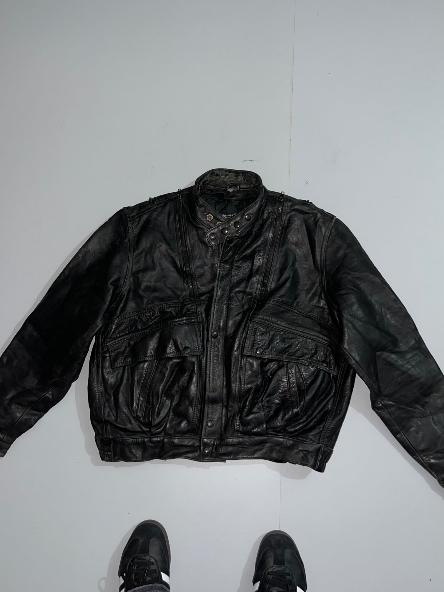 !        Super Rare Original Leather Jacket (Many hidden pockets) (L)