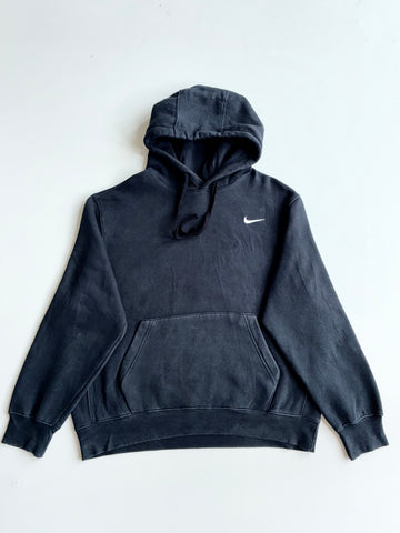 Nike Black Embroidered Swoosh Pullover Hoodie – Essential Fleece (XL)