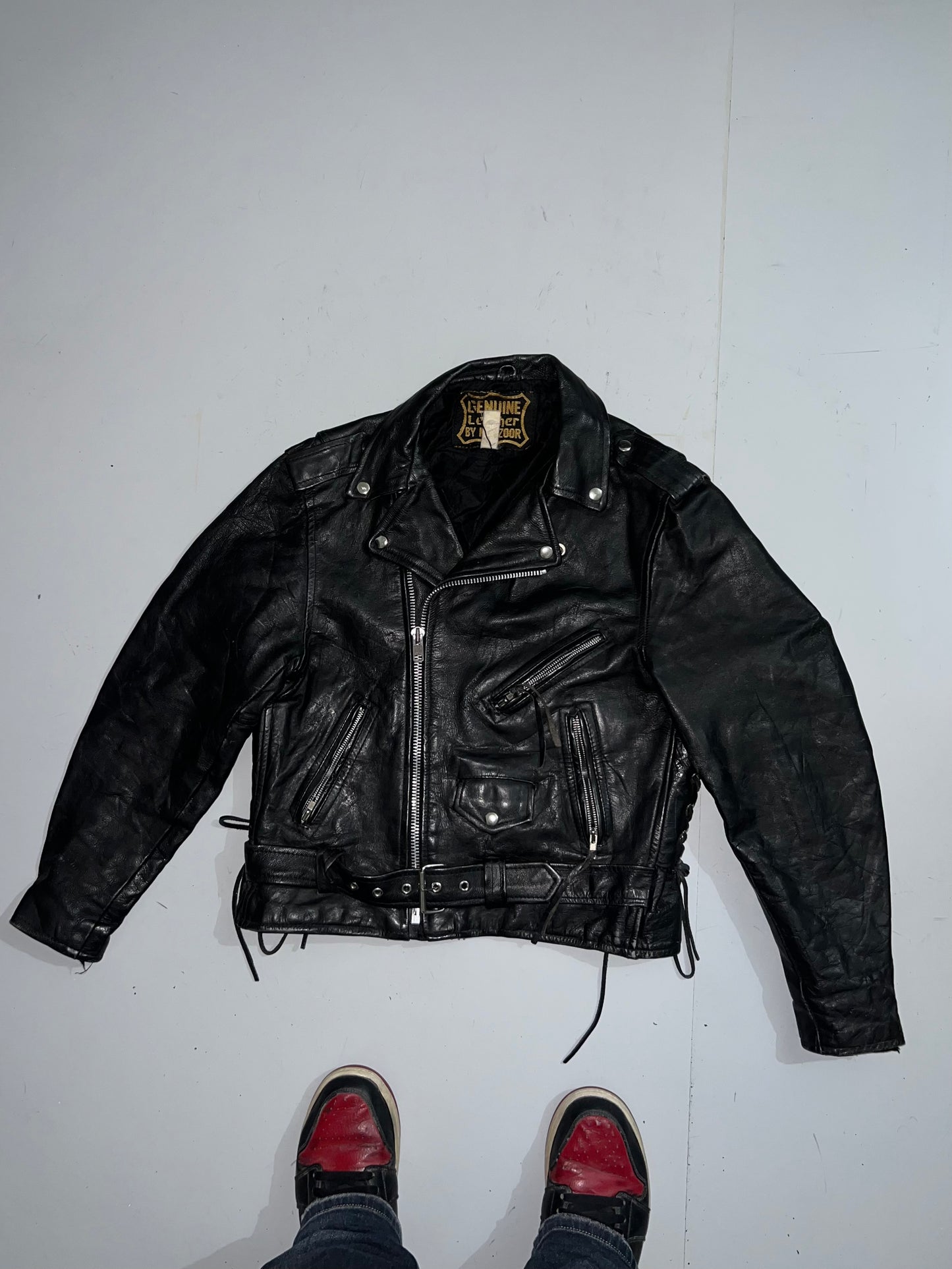 Zuper Premium Original Leather (S/M)