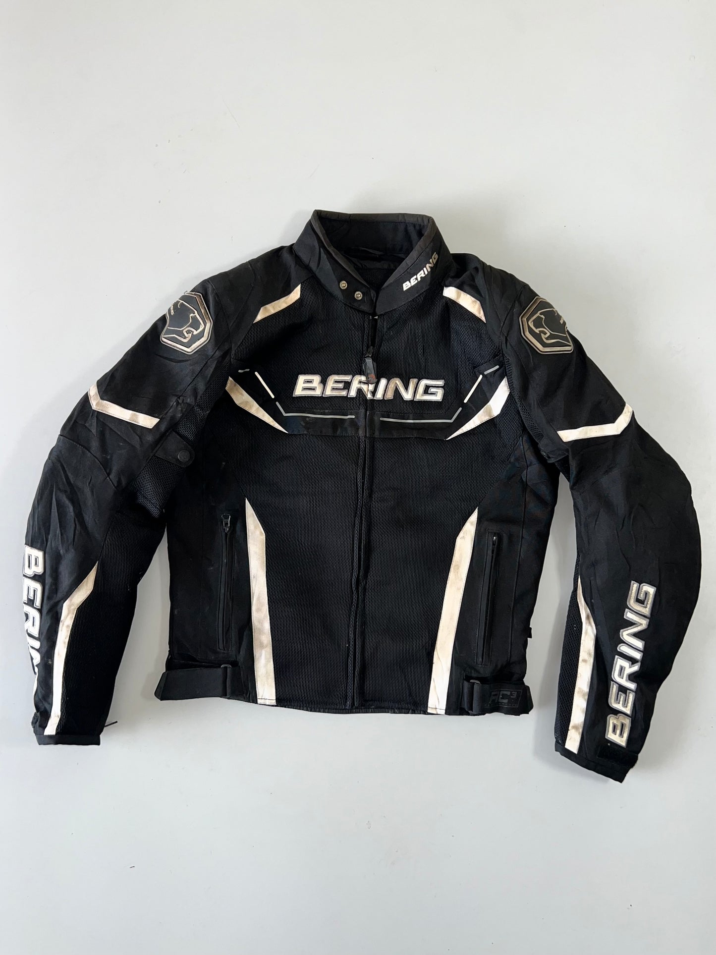 !                                                                                                                                                                                                          Super Premium Riding Jacket (PADDED) (M/L)