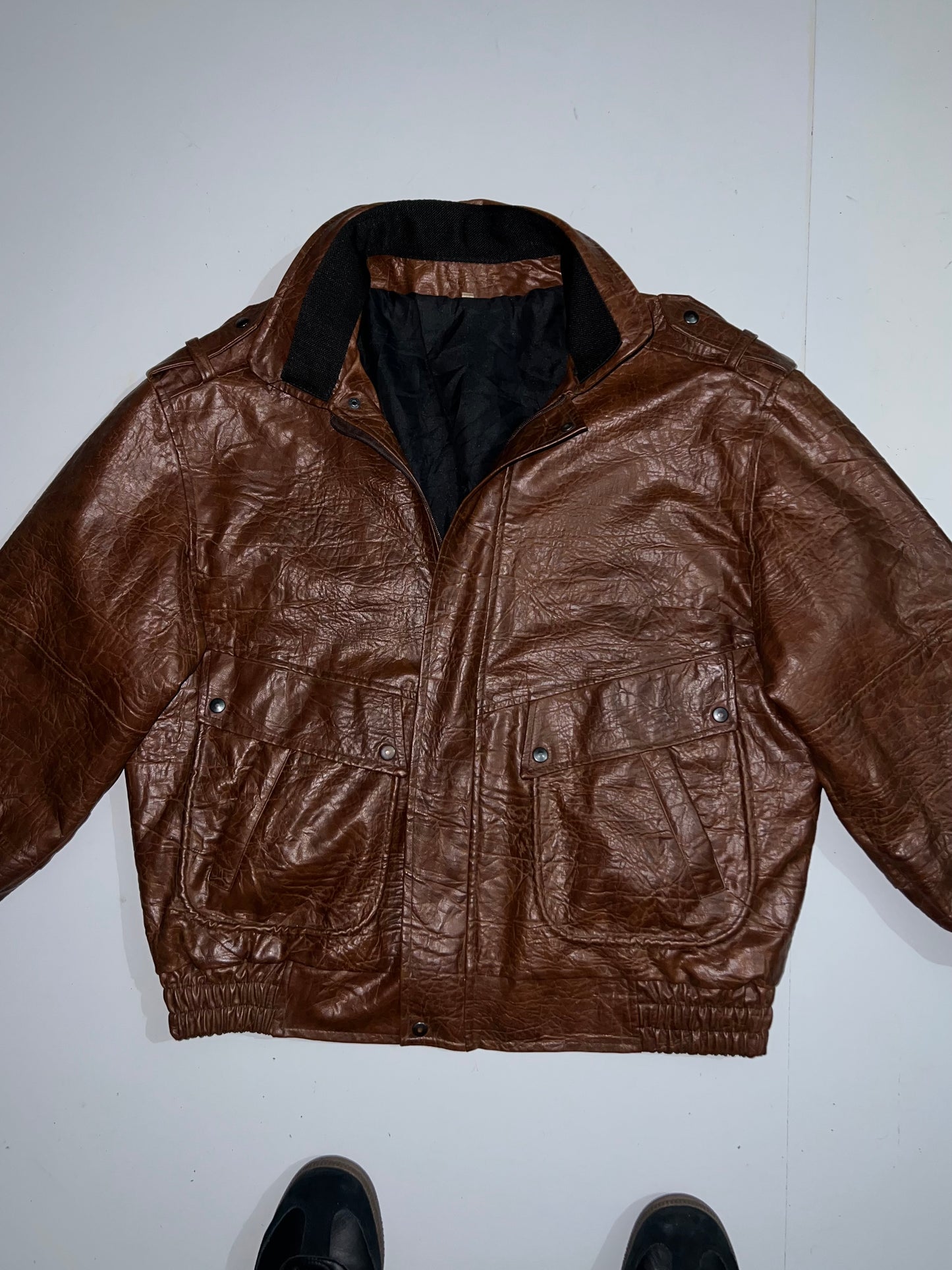 ZSuper Rare Vintage Original Leather Jacket (L)