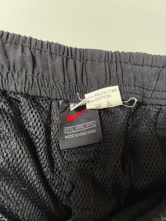 Vintage 90s Nike Black Snap Button 3/4 Track Shorts (W:30) (L:28)