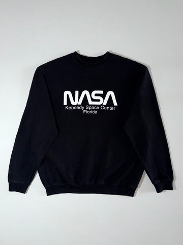 NASA Kennedy Space Center Graphic Crewneck Sweatshirt Black (L)
