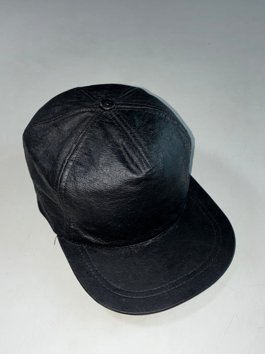 Genuine Leather Black Baseball Cap – Adjustable Strap (Adjustable)