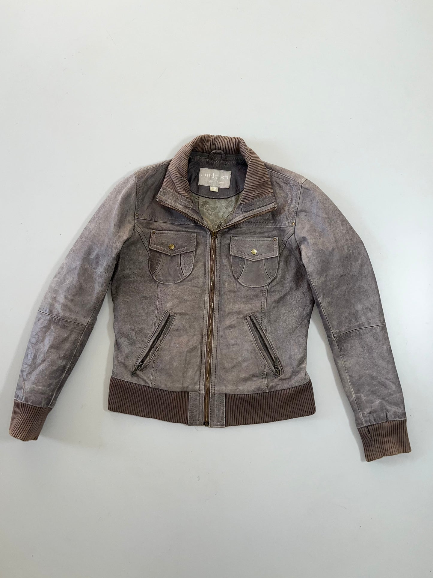 Z                                        Super Premium Original Leather (XS/S)