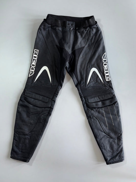 Richa Black Leather Motorcycle Pants with CE Protection & White Swoosh Detail Size 4C (W-31/L-39)