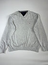 Tommy Hilfiger Classic Flag Logo V-Neck Knit Sweater – Heather Grey (XL)