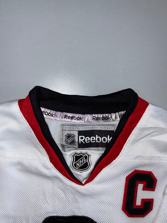 Reebok NHL Chicago Blackhawks #19 Captain Hockey Jersey
White Official Licensed (XS)