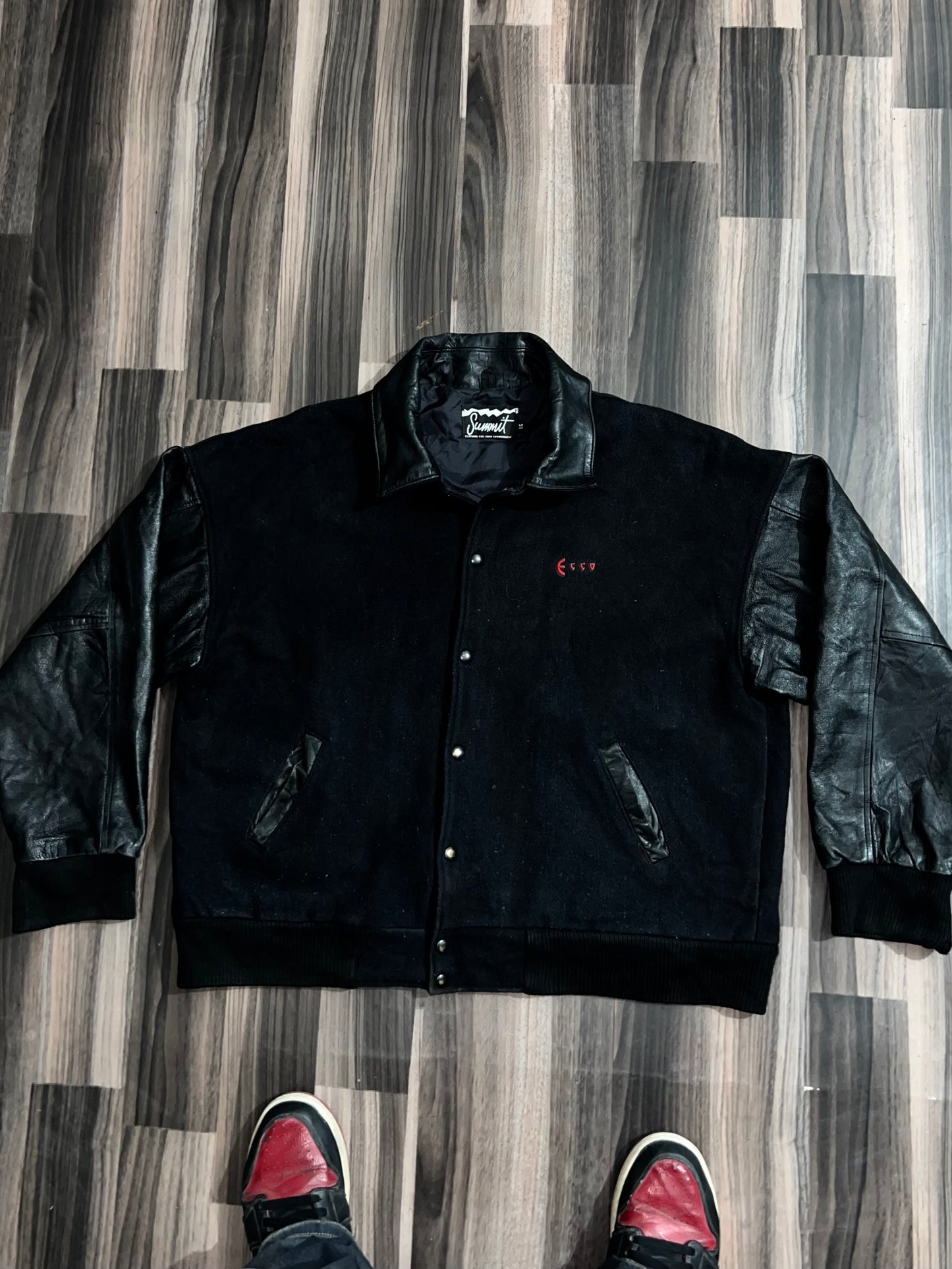 A bUltra Premium Leather Sleeve Jacket (L/XL)